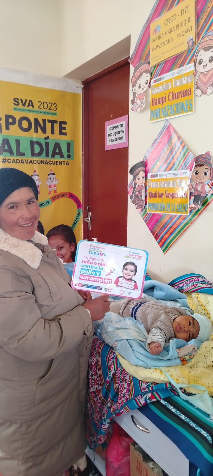 SE INTENSIFICAN ACTIVIDADES DE INFORMACION Y VACUNACION POR BRIGADAS DE LOS ESTABLECIMIENTOS DE SALUD DE LA JURISDICCION EN LA ZONA LAGO DE LA PROVINCIA EL COLLAO